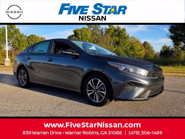 Used 2024 Kia Forte LXS w/ LXS Technology Package FWD image 1