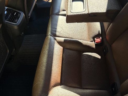 Used 2018 Volvo XC60 T6 Inscription w/ Convenience Package image 19