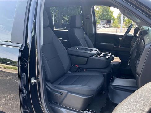Used 2024 Chevrolet Silverado 2500 Custom w/ Custom Value Package AWD/4WD image 7