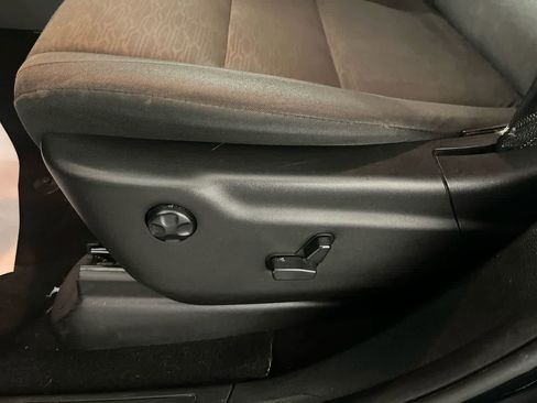 Used 2023 Dodge Durango GT image 14