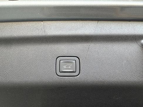 Used 2026 Chevrolet Tahoe RST w/ Comfort Package RWD image 35