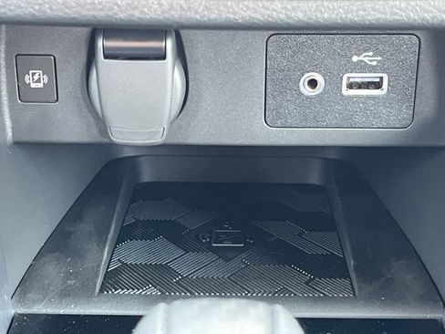 New 2025 Nissan Versa SV w/ Trunk Package image 25