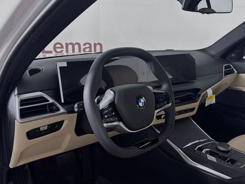 New 2026 BMW 330i xDrive Sedan w/ Convenience Package AWD/4WD image 9