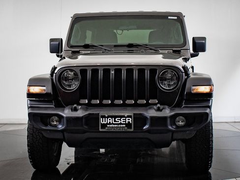 Used 2021 Jeep Wrangler Unlimited Sport image 2