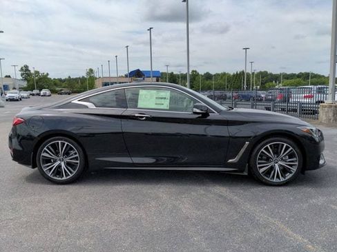Used 2021 INFINITI Q60 3.0t Luxe w/ Essential Package AWD/4WD image 3
