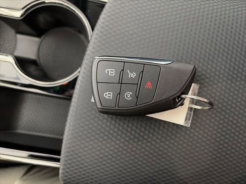 New 2026 Chevrolet Equinox RS w/ Convenience Package III image 26