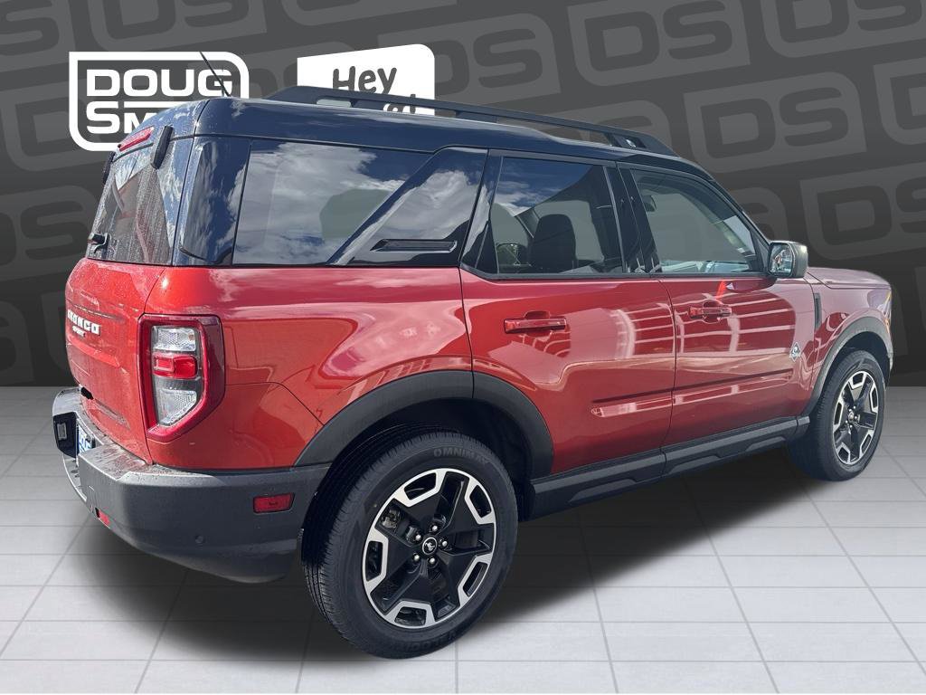 Used 2023 Ford Bronco Sport Outer Banks w/ Tech Package AWD/4WD image 4