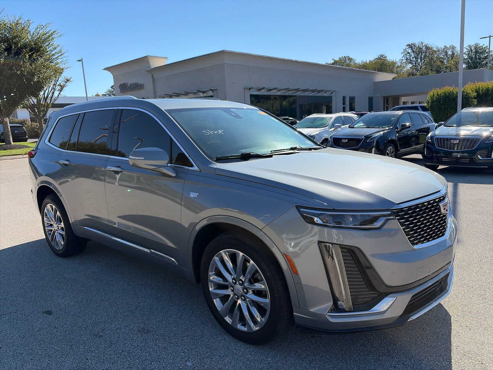 Certified 2024 Cadillac XT6 Premium Luxury w/ Technology Package AWD/4WD image 5