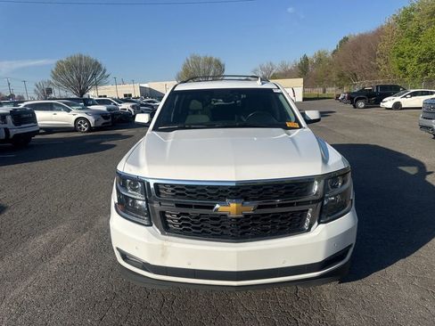 Certified 2019 Chevrolet Tahoe LT w/ Luxury Package image 2