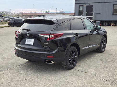 Used 2025 Acura RDX SH-AWD image 4