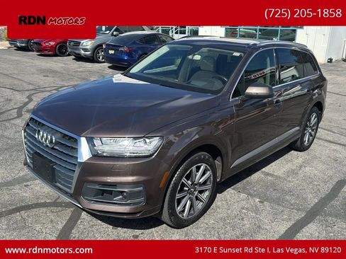 Used 2017 Audi Q7 3.0T Prestige w/ Prestige Package AWD/4WD image 1