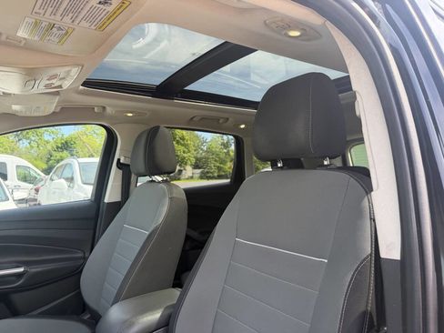 Used 2014 Ford Escape SE FWD image 19