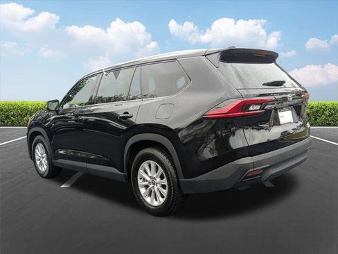 Certified 2025 Toyota Grand Highlander FWD image 7