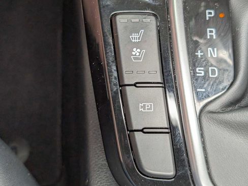 Certified 2024 Kia Seltos SX w/ SX Sunroof Package AWD/4WD image 30