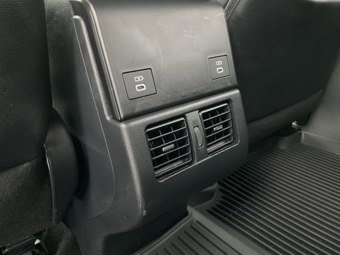 Used 2024 Toyota bZ4X XLE image 21