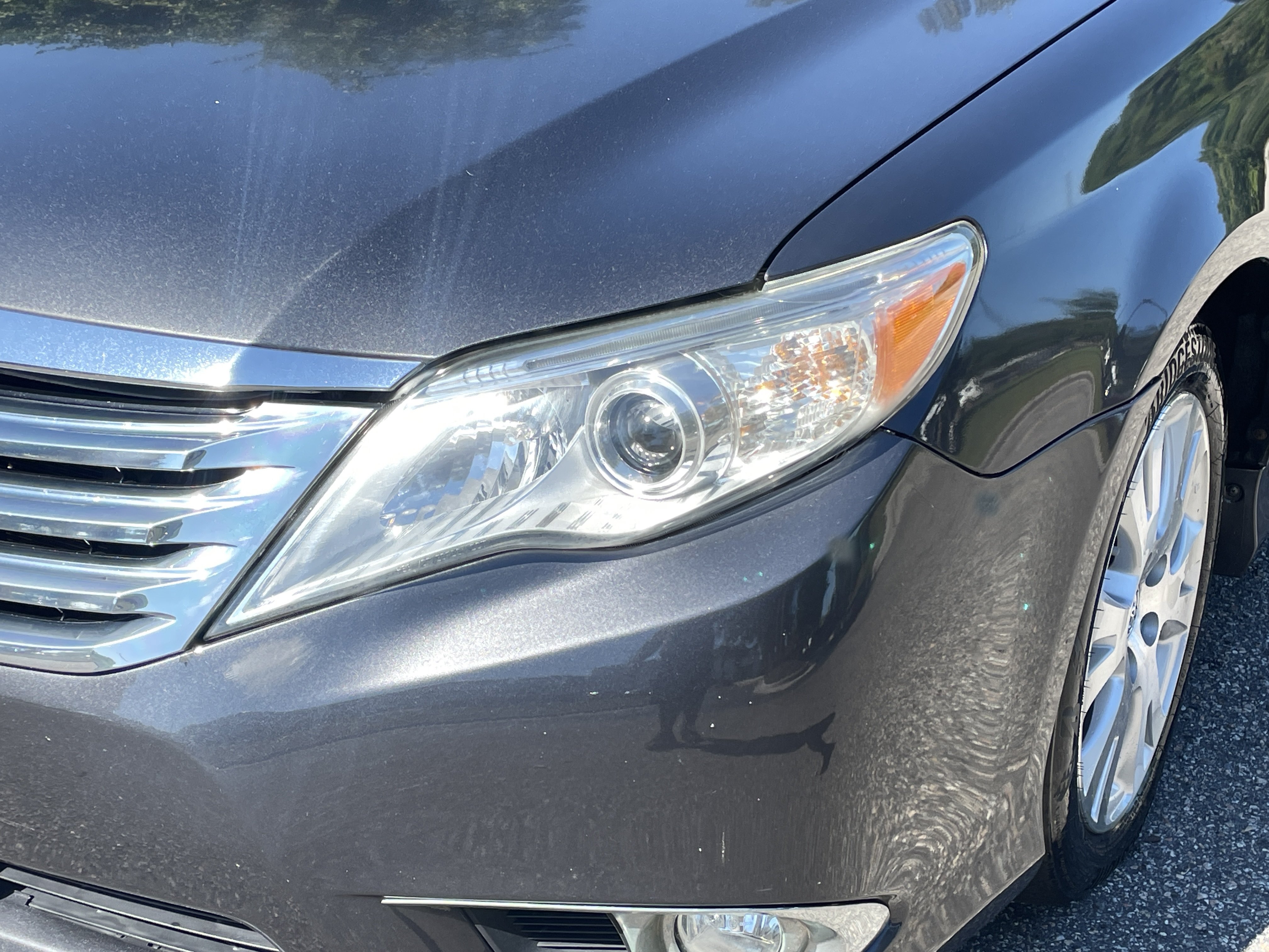 Used 2011 Toyota Avalon FWD image 5