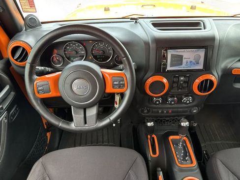 Used 2013 Jeep Wrangler Unlimited Sport AWD/4WD image 21