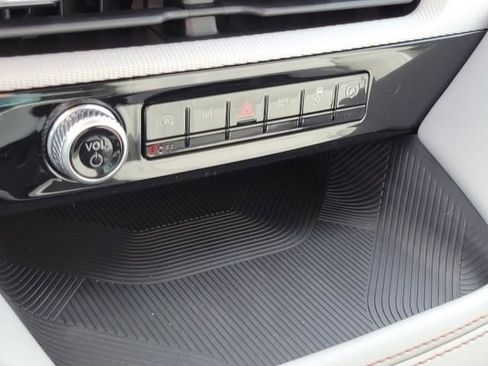 New 2026 Ford Explorer Active image 35