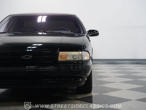 Used 1996 Chevrolet Impala SS RWD image 20