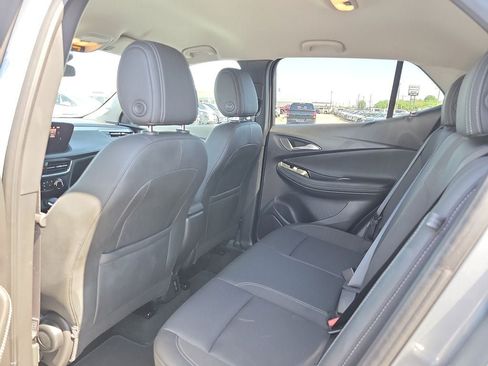 Used 2025 Buick Encore GX Preferred FWD image 9