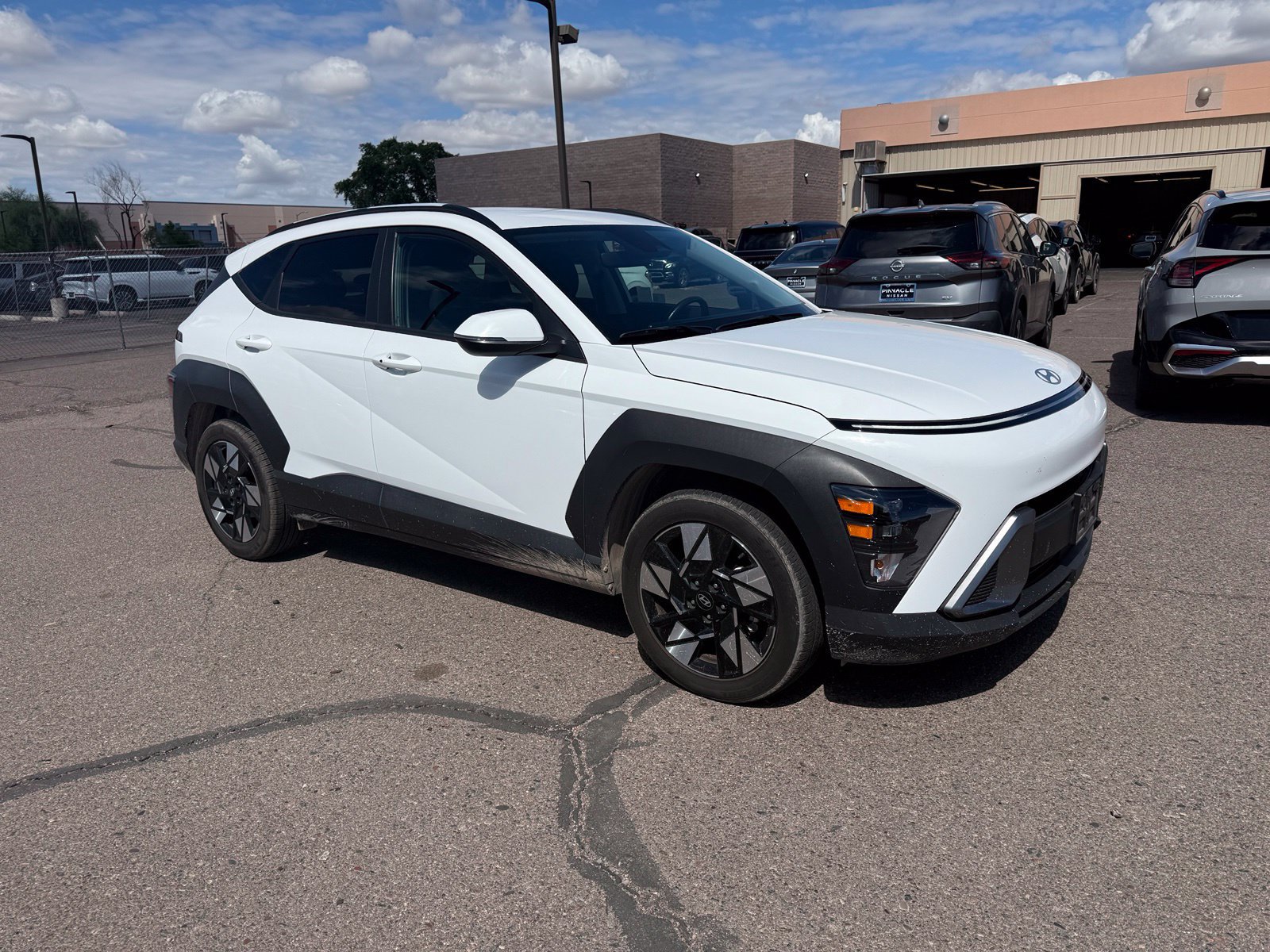 Used 2025 Hyundai Kona SEL FWD image 3