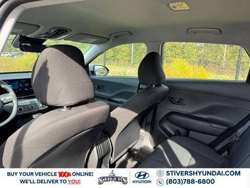 Used 2026 Hyundai Kona SE FWD image 18