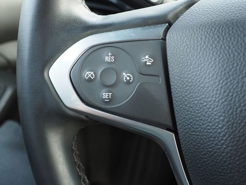 Used 2023 Chevrolet Traverse LT AWD/4WD image 28