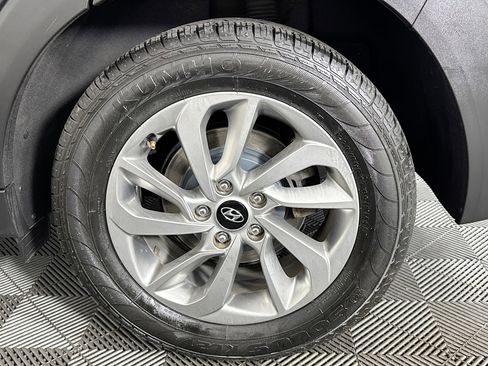 Used 2018 Hyundai Tucson SEL Plus image 36