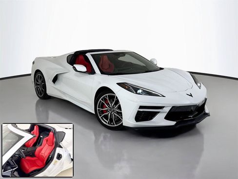 Used 2026 Chevrolet Corvette Stingray Coupe w/ 1LT RWD image 2