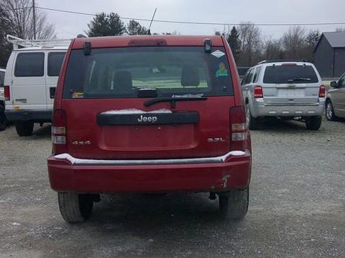 Used 2008 Jeep Liberty Sport image 4