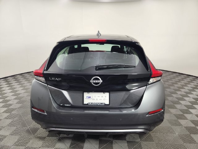 Used 2025 Nissan Leaf S FWD image 4