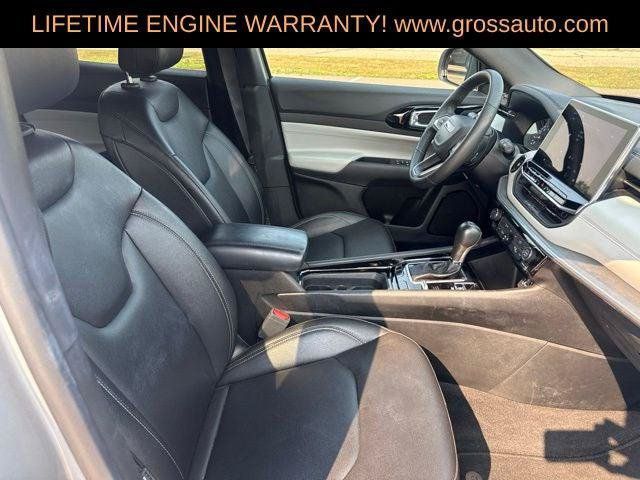 Certified 2025 Jeep Compass Limited AWD/4WD image 36