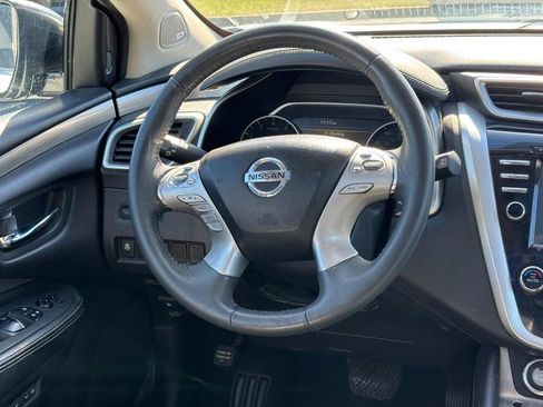 Used 2016 Nissan Murano Platinum w/ Platinum Technology Package AWD/4WD image 12