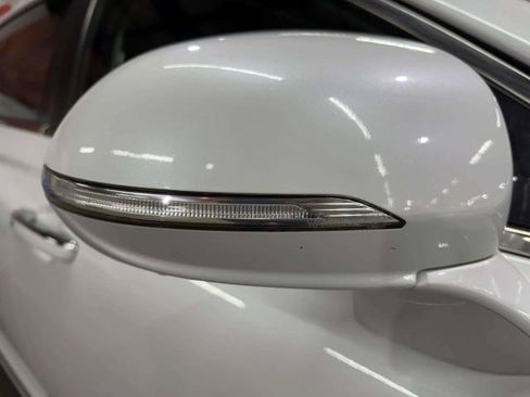 Used 2019 Genesis G90 5.0 Ultimate RWD image 14