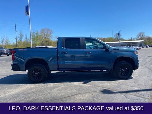 Used 2024 Chevrolet Silverado 1500 LT Trail Boss w/ Convenience Package II AWD/4WD image 8