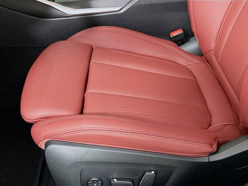 New 2026 BMW 330i xDrive Sedan w/ Premium Package image 21