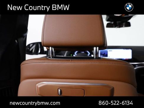 Used 2026 BMW X7 M60i AWD/4WD image 35