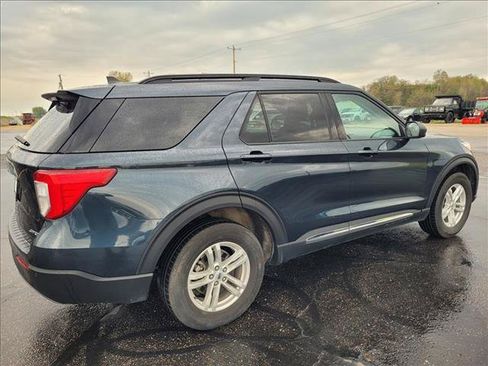 Certified 2024 Ford Explorer XLT w/ Equipment Group 202A AWD/4WD image 5