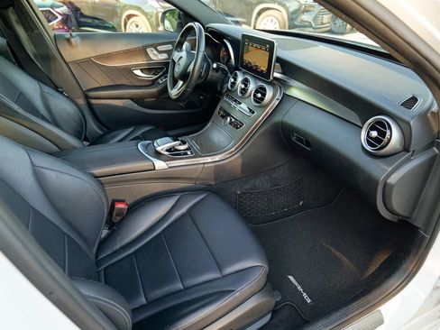 Used 2018 Mercedes-Benz C 300 4MATIC Sedan image 35
