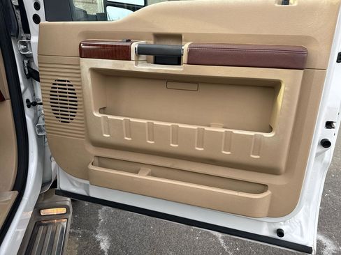 Used 2014 Ford F250 King Ranch image 31