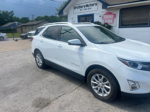 Used 2021 Chevrolet Equinox LT FWD image 9