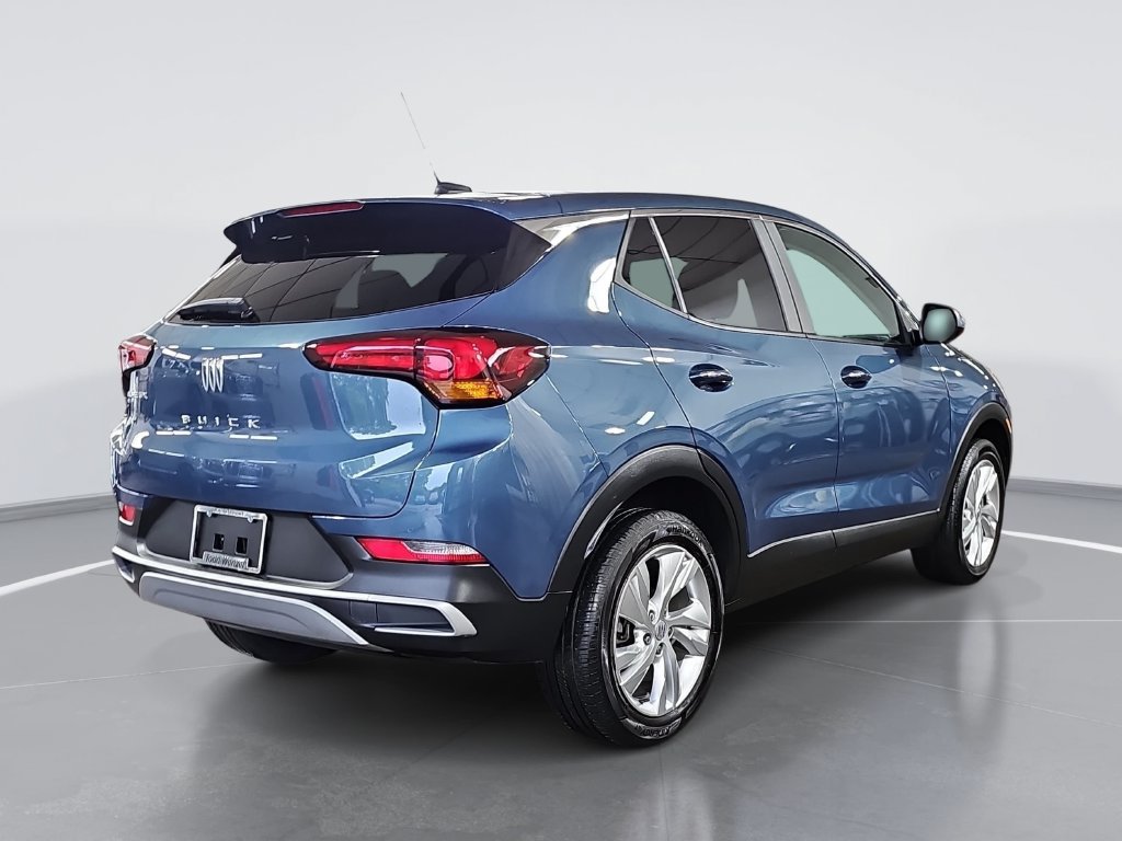Used 2025 Buick Encore GX Preferred AWD/4WD image 3