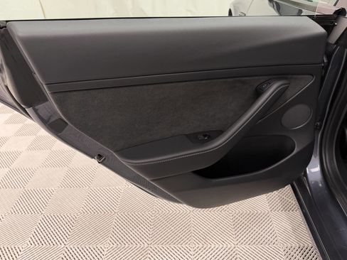 Used 2022 Tesla Model 3 image 29