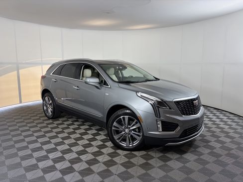 Certified 2024 Cadillac XT5 Premium Luxury w/ Technology Package AWD/4WD image 1