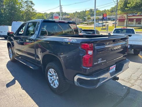 Used 2023 Chevrolet Silverado 1500 LT AWD/4WD image 5