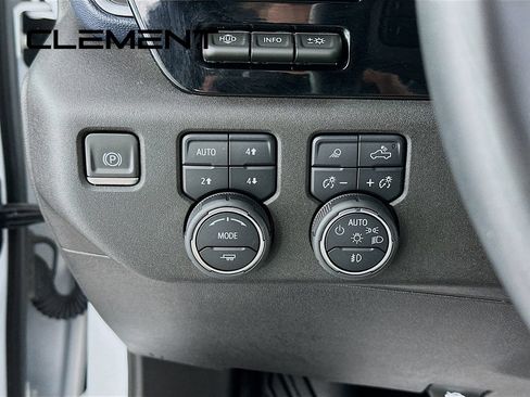 Used 2024 Chevrolet Silverado 2500 High Country w/ High Country Premium Package AWD/4WD image 14