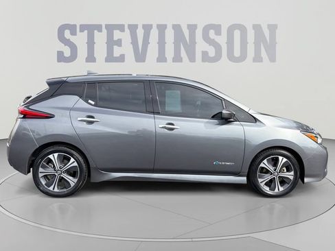 Used 2018 Nissan Leaf SL w/ SL Technology Package FWD image 6