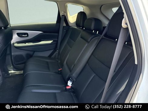 Certified 2024 Nissan Murano SV FWD image 25
