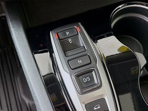 Used 2021 Honda Pilot Touring image 15