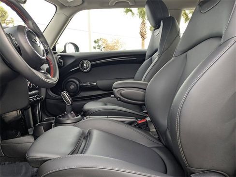 Used 2021 MINI Cooper S w/ Premium Package image 20